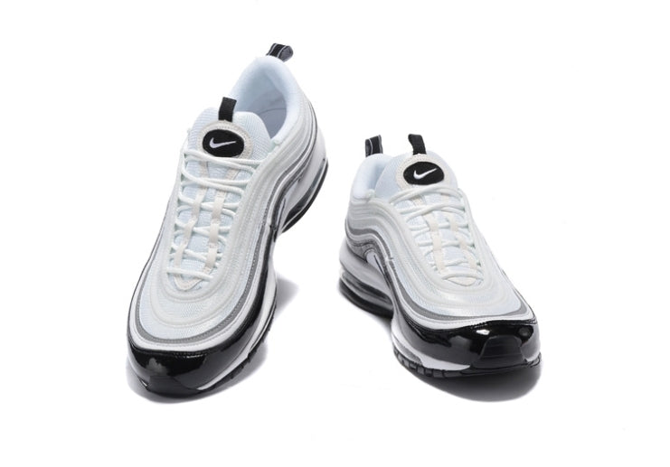 Les baskets Nike Air Max 97 sont synonymes de style emblématique et de confort absolu. Leur design ondulé distinctif.pas cher. Le moins cher. 