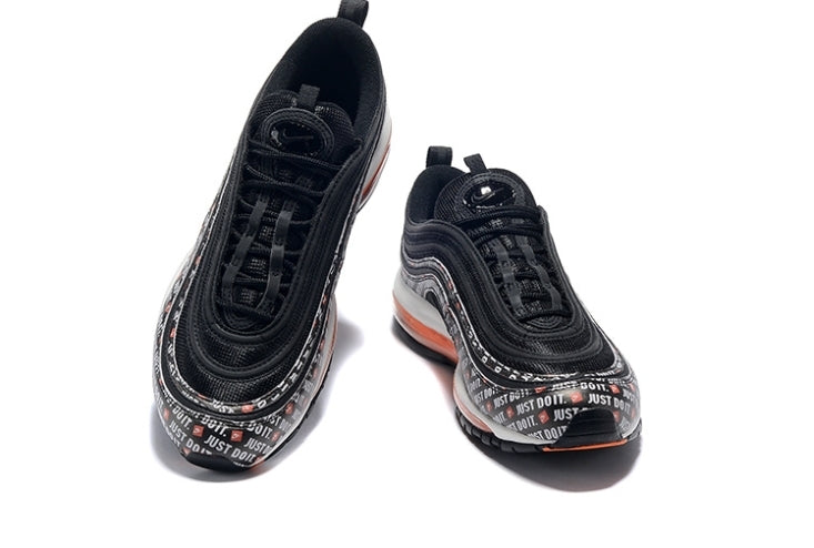 Les baskets Nike Air Max 97 sont synonymes de style emblématique et de confort absolu. Leur design ondulé distinctif.pas cher. Le moins cher. 