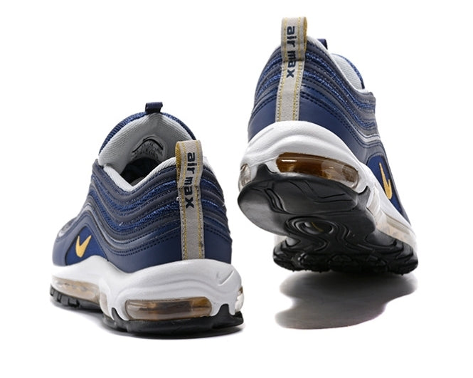 Les baskets Nike Air Max 97 sont synonymes de style emblématique et de confort absolu. Leur design ondulé distinctif.pas cher. Le moins cher. 