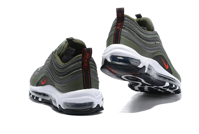 Les baskets Nike Air Max 97 sont synonymes de style emblématique et de confort absolu. Leur design ondulé distinctif.pas cher. Le moins cher. 