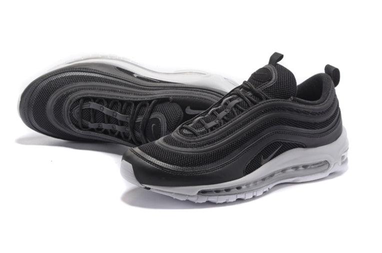 Les baskets Nike Air Max 97 sont synonymes de style emblématique et de confort absolu. Leur design ondulé distinctif.pas cher. Le moins cher. 