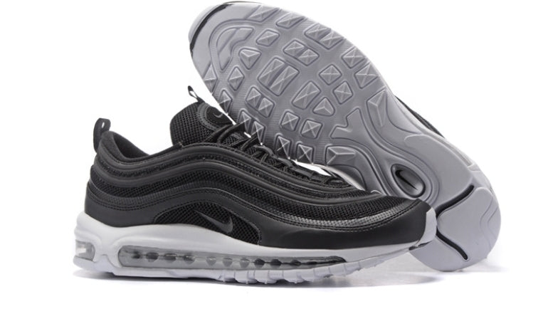 Les baskets Nike Air Max 97 sont synonymes de style emblématique et de confort absolu. Leur design ondulé distinctif.pas cher. Le moins cher. 
