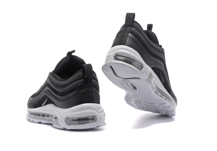 Les baskets Nike Air Max 97 sont synonymes de style emblématique et de confort absolu. Leur design ondulé distinctif.pas cher. Le moins cher. 
