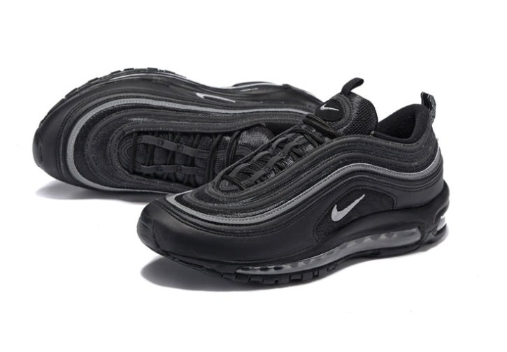 Les baskets Nike Air Max 97 sont synonymes de style emblématique et de confort absolu. Leur design ondulé distinctif.pas cher. Le moins cher. 