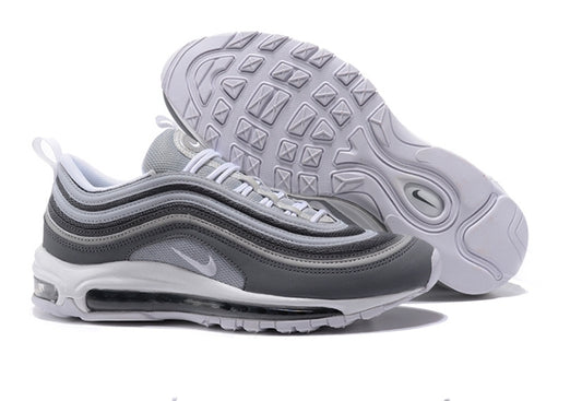 Les baskets Nike Air Max 97 sont synonymes de style emblématique et de confort absolu. Leur design ondulé distinctif.pas cher. Le moins cher. 