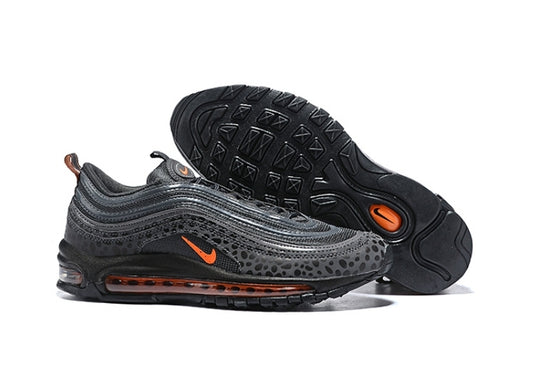 Les baskets Nike Air Max 97 sont synonymes de style emblématique et de confort absolu. Leur design ondulé distinctif.pas cher. Le moins cher. 