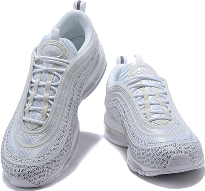 Les baskets Nike Air Max 97 sont synonymes de style emblématique et de confort absolu. Leur design ondulé distinctif.pas cher. Le moins cher. 