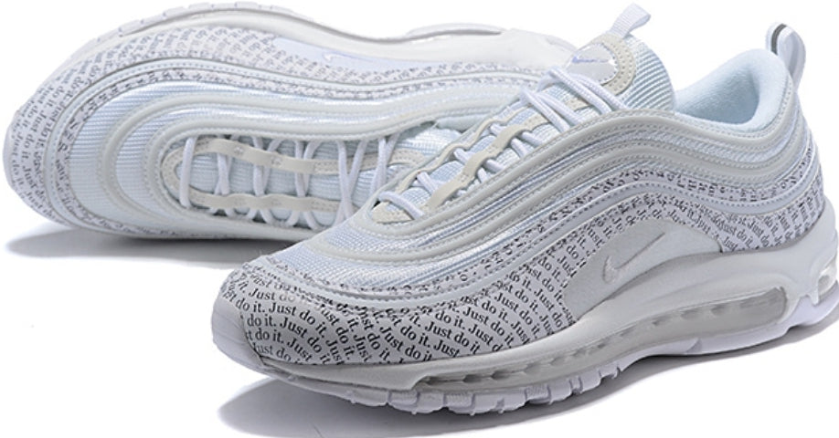 Les baskets Nike Air Max 97 sont synonymes de style emblématique et de confort absolu. Leur design ondulé distinctif.pas cher. Le moins cher. 