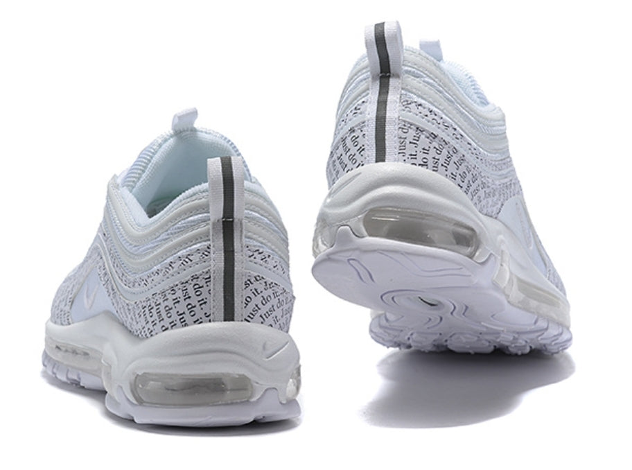 Les baskets Nike Air Max 97 sont synonymes de style emblématique et de confort absolu. Leur design ondulé distinctif.pas cher. Le moins cher. 