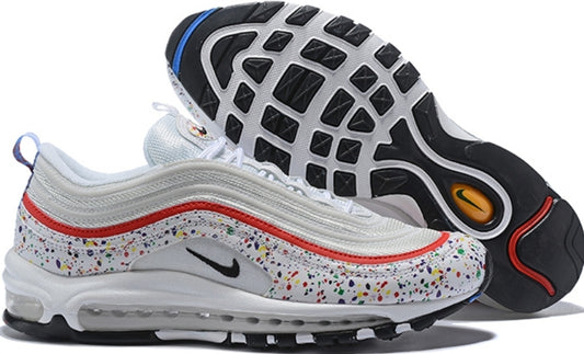 Les baskets Nike Air Max 97 sont synonymes de style emblématique et de confort absolu. Leur design ondulé distinctif.pas cher. Le moins cher. 