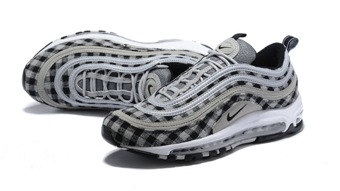 Les baskets Nike Air Max 97 sont synonymes de style emblématique et de confort absolu. Leur design ondulé distinctif.pas cher. Le moins cher. 