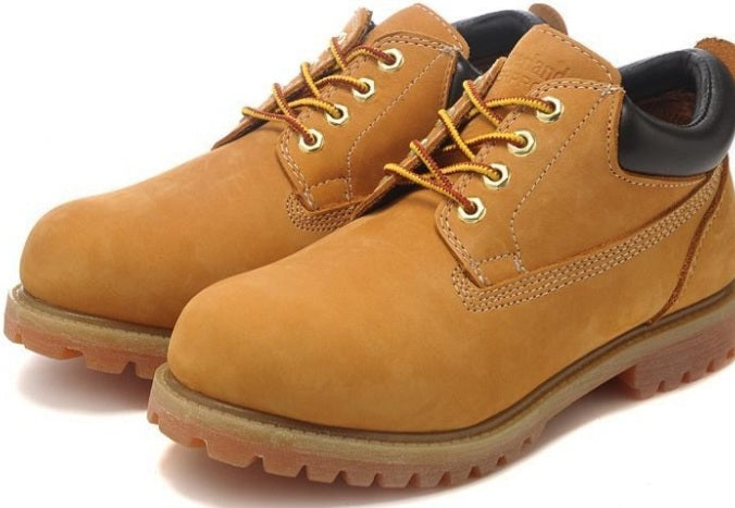 Les baskets Botte Timberland   intemporel et robustesse.  design qualité supérieure les rendent indispensables  aventuriers.pas cher. Le moins cher.