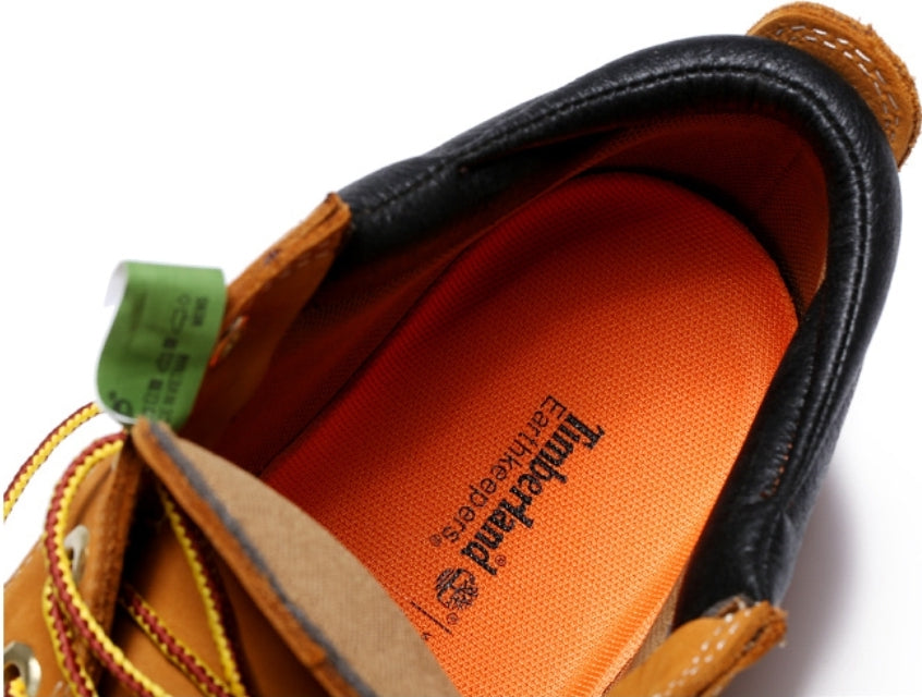 Les baskets Botte Timberland   intemporel et robustesse.  design qualité supérieure les rendent indispensables  aventuriers.pas cher. Le moins cher.