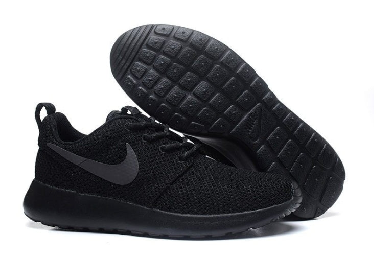 Nike Tanjun