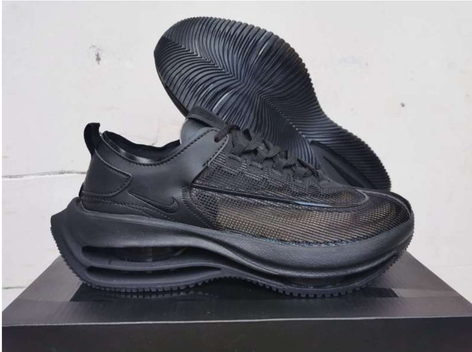 Les baskets Nike Air Zoom combinent style et performance, offrant une expérience unique. Leur design élégant. Pas cher. Le moins Cher.