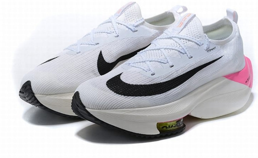 Les baskets Nike Air Zoom combinent style et performance, offrant une expérience unique. Leur design élégant. Pas cher. Le moins Cher.