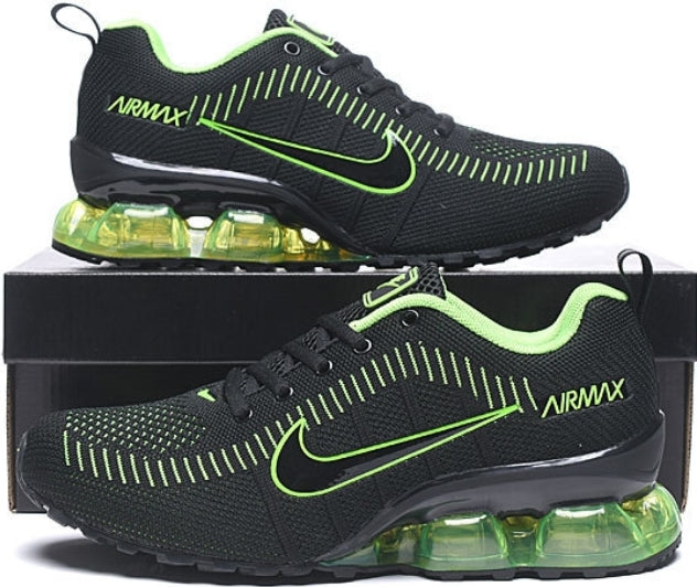 Les baskets Nike Shox PU marient style audacieux et innovation technologique. Leur design distinctif attire les passionnés de mode et de performance. 