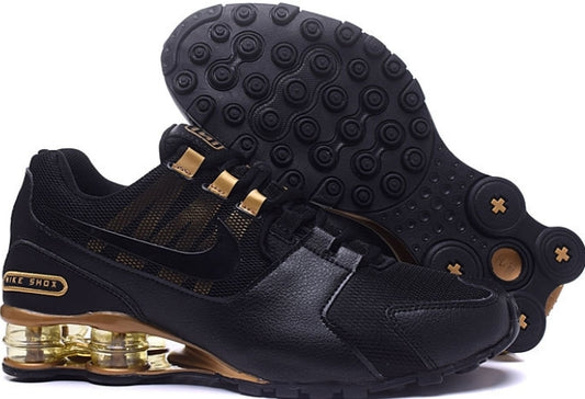 Les baskets Nike Air Shox sont réputées pour leur style emblématique et leur performance exceptionnelle.