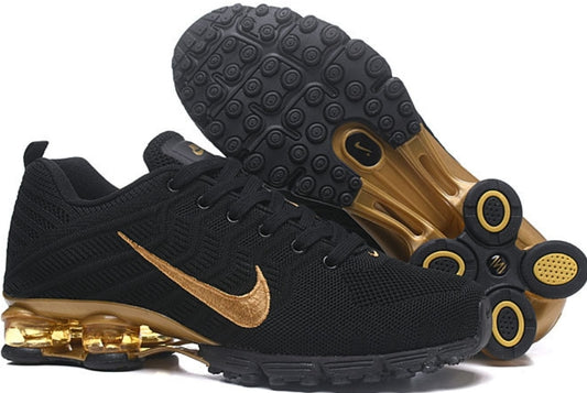 Les baskets Nike Air Shox sont réputées pour leur style emblématique et leur performance exceptionnelle.
inoubliable style.