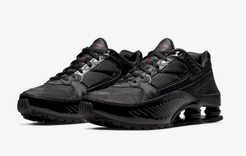 Les baskets Nike Shox Enigma assurent un confort supérieur grâce à la technologie Shox. Les colonnes de soutien au talon procurent un amorti réactif.