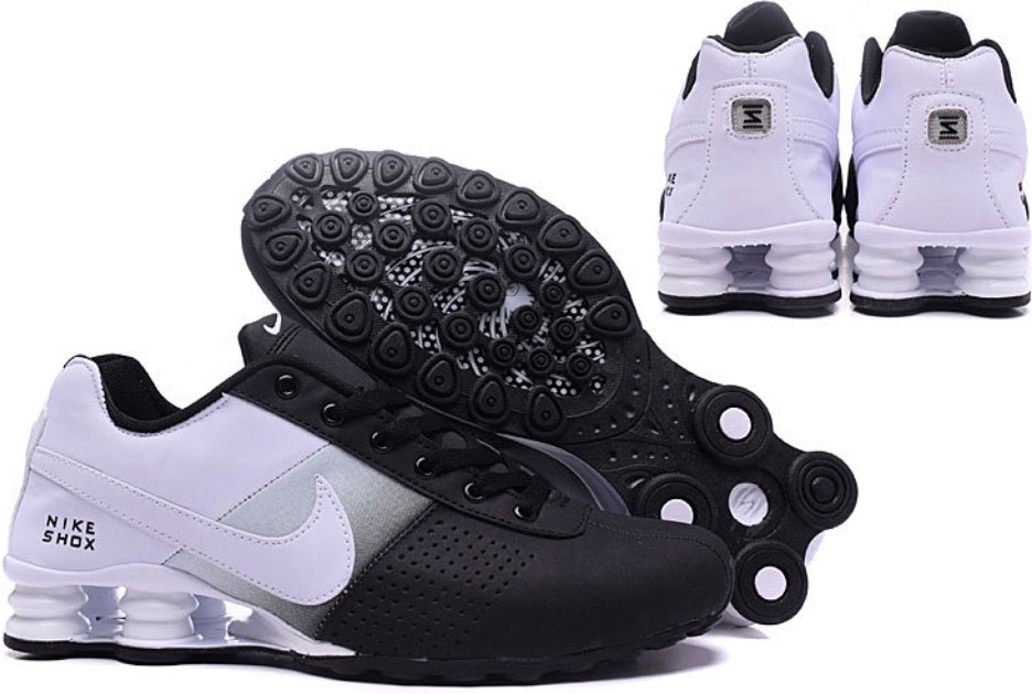 Les baskets Nike Shox Enigma assurent un confort supérieur grâce à la technologie Shox. Les colonnes de soutien au talon procurent un amorti réactif.