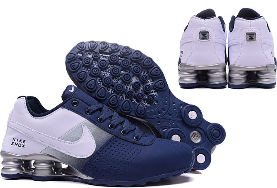Les baskets Nike Shox Enigma assurent un confort supérieur grâce à la technologie Shox. Les colonnes de soutien au talon procurent un amorti réactif.