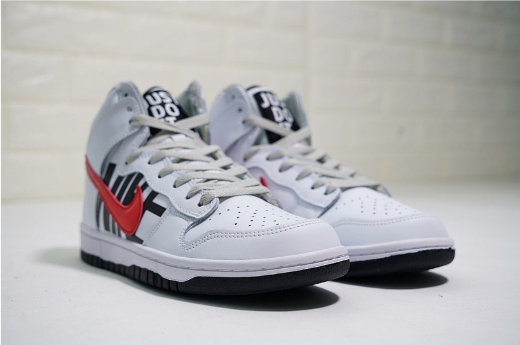 Les baskets Nike SB Dunk allient un style emblématique. design légendaire Pas cher.le moins cher .rétro incontournable exceptionnelle 