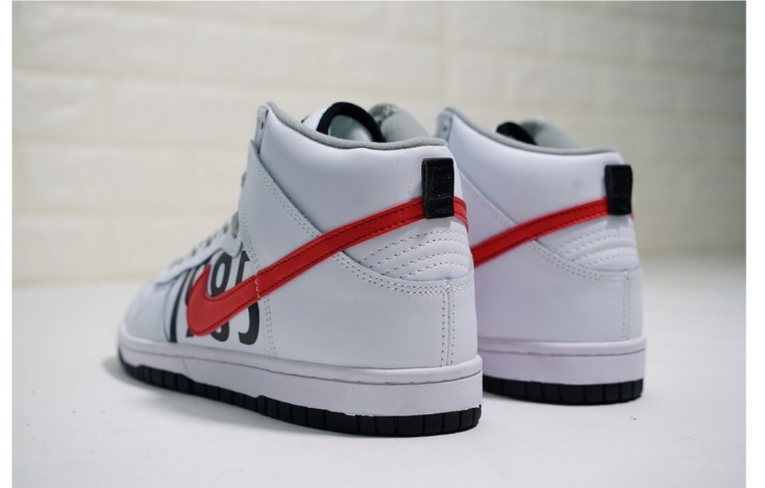 Les baskets Nike SB Dunk allient un style emblématique. design légendaire Pas cher.le moins cher .rétro incontournable exceptionnelle 