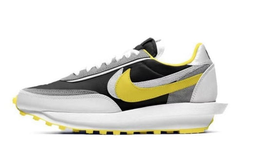 Les Baskets Nike LDWaffle x Sacai combinent style audacieux et innovation. Leur design surdimensionnées . Pas cher. Le moins cher.