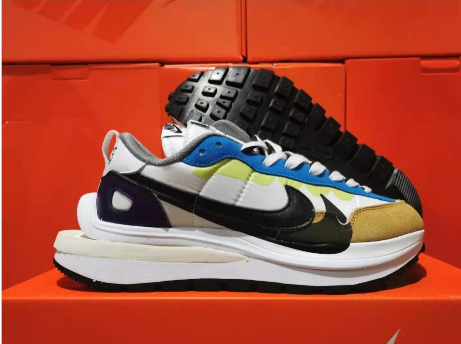 Les Baskets Nike LDWaffle x Sacai combinent style audacieux et innovation. Leur design surdimensionnées . Pas cher. Le moins cher.