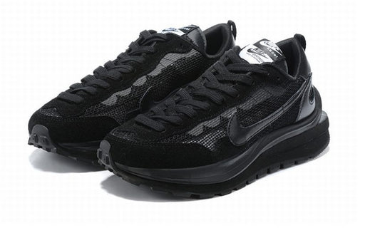 Les Baskets Nike LDWaffle x Sacai combinent style audacieux et innovation. Leur design surdimensionnées . Pas cher. Le moins cher.