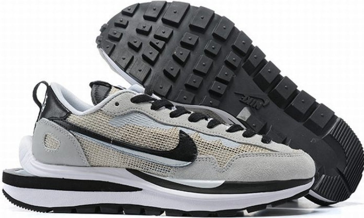 Les Baskets Nike LDWaffle x Sacai combinent style audacieux et innovation. Leur design surdimensionnées . Pas cher. Le moins cher.