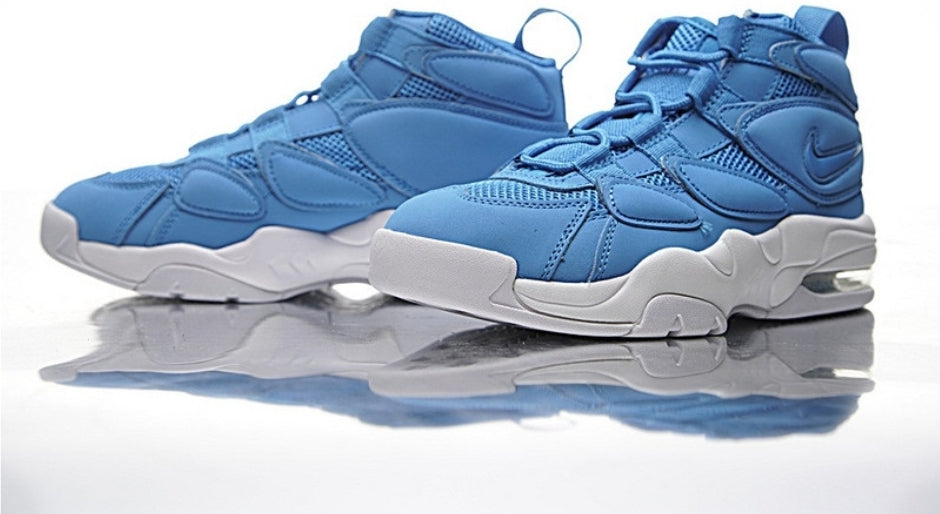 Les baskets Nike Air Uptempo combinent style audacieux et innovation. Leur design emblématique et leurs lettres surdimensionnées . Pas cher. Le moins cher.