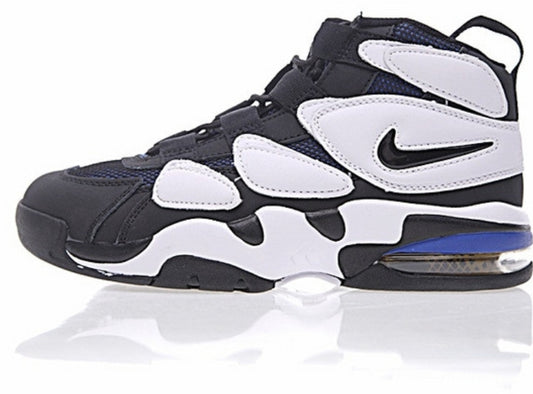 Les baskets Nike Air Uptempo combinent style audacieux et innovation. Leur design emblématique et leurs lettres surdimensionnées . Pas cher. Le moins cher.