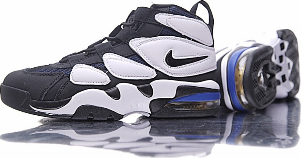 Les baskets Nike Air Uptempo combinent style audacieux et innovation. Leur design emblématique et leurs lettres surdimensionnées . Pas cher. Le moins cher.