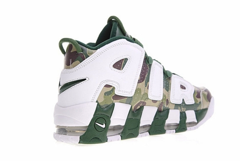 Les baskets Nike Air Uptempo combinent style audacieux et innovation. Leur design emblématique et leurs lettres surdimensionnées . Pas cher. Le moins cher.