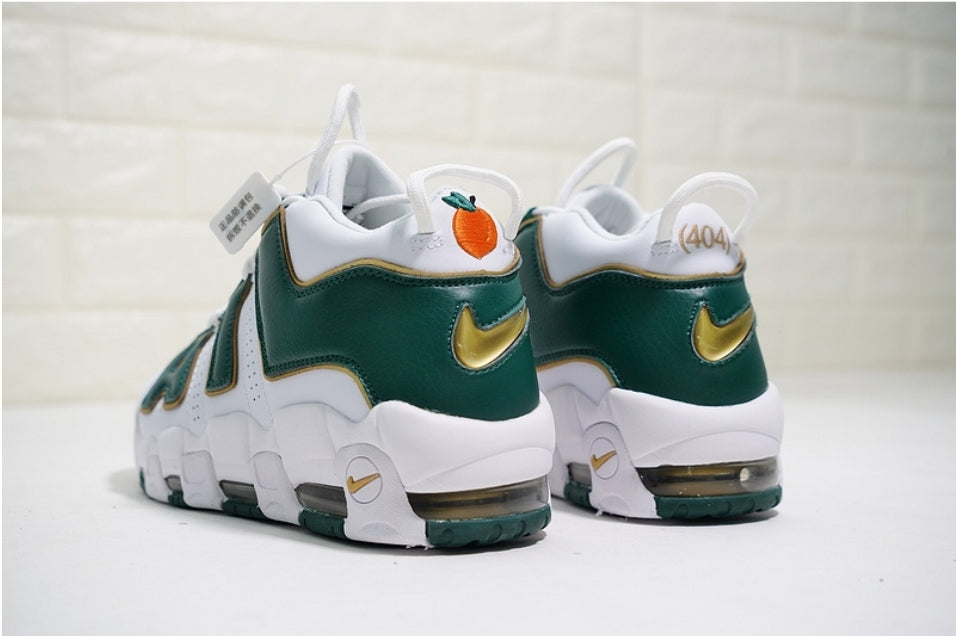 Les baskets Nike Air Uptempo combinent style audacieux et innovation. Leur design emblématique et leurs lettres surdimensionnées . Pas cher. Le moins cher.