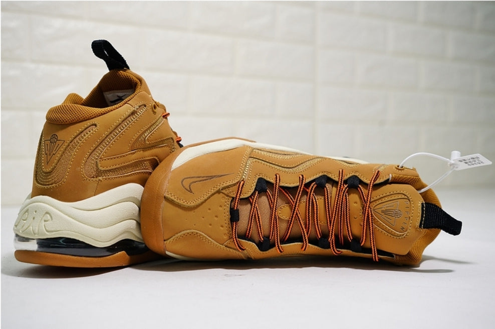 Les baskets Nike Air Uptempo combinent style audacieux et innovation. Leur design emblématique et leurs lettres surdimensionnées . Pas cher. Le moins cher.