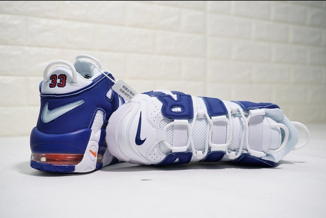 Les baskets Nike Air Uptempo combinent style audacieux et innovation. Leur design emblématique et leurs lettres surdimensionnées . Pas cher. Le moins cher.