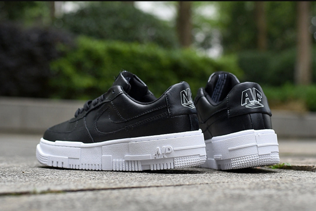 Baskets Nike Air Force 1 Pixel