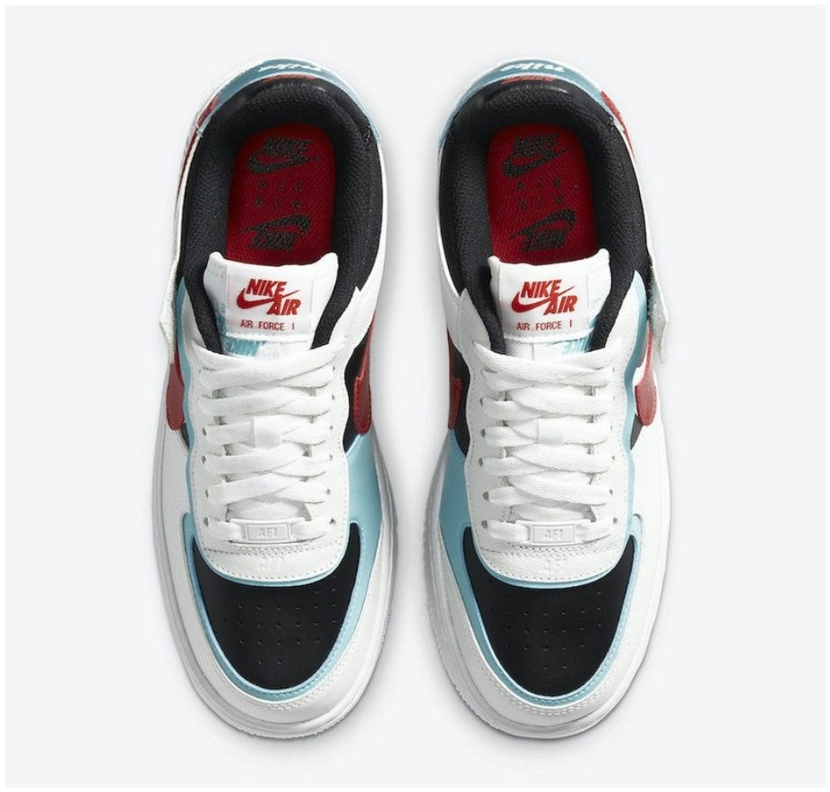 Les baskets Nike Air Force 1 Shadow allient style et performance, offrant une expérience unique.pas cher . Le moin cher.