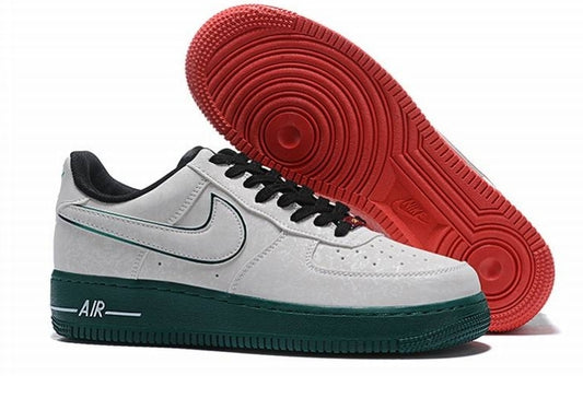 Les baskets Nike Air Force 1 combinent style et performance, offrant une expérience exceptionnelle.pas cher. Le moins cher.