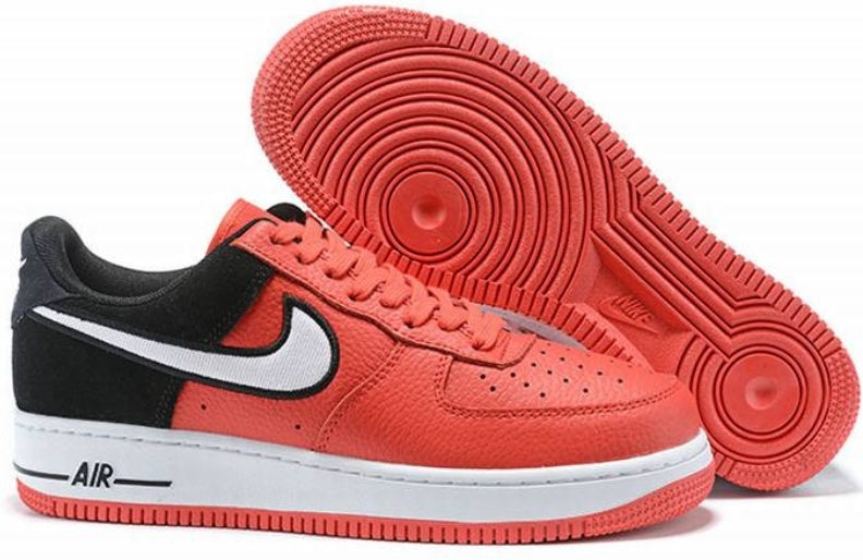Les baskets Nike Air Force 1 combinent style et performance, offrant une expérience exceptionnelle.pas cher. Le moins cher.