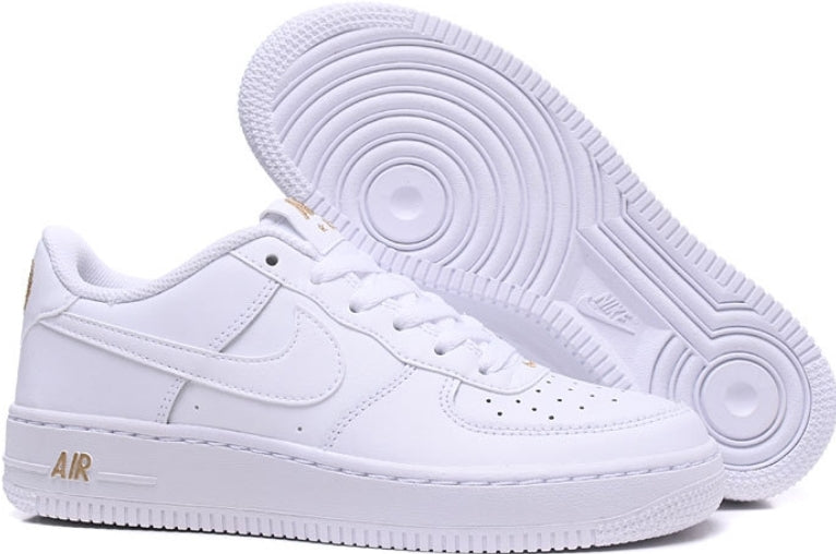 Les baskets Nike Air Force 1 combinent style et performance, offrant une expérience exceptionnelle.pas cher. Le moins cher.