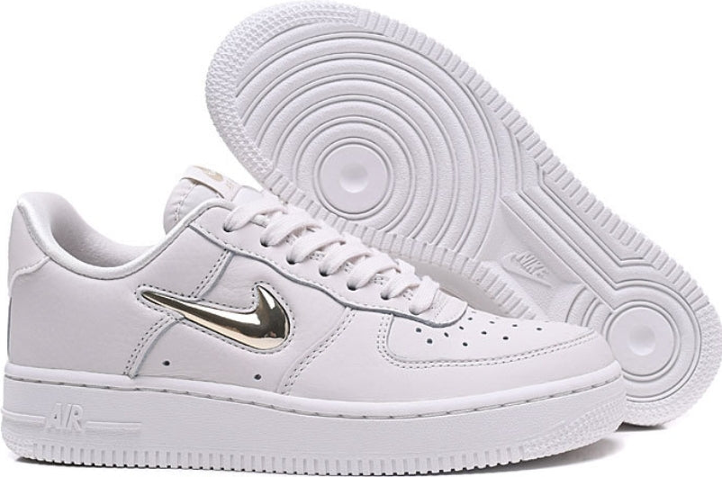 Les baskets Nike Air Force 1 combinent style et performance, offrant une expérience exceptionnelle.pas cher. Le moins cher.