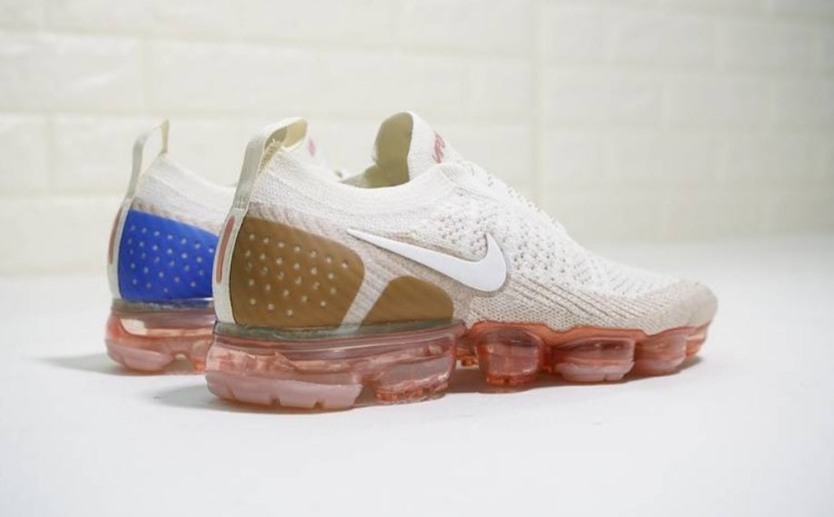 Les baskets Nike Vapormax 2018-2019 incarnent un style audacieux et une performance inégalée, design avant-gardiste 
.pas cher. Le moins cher.