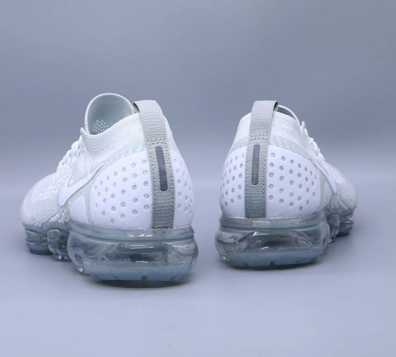 Les baskets Nike Vapormax 2018-2019 incarnent un style audacieux et une performance inégalée, design avant-gardiste 
.pas cher. Le moins cher.
