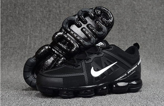 Les baskets Nike Vapormax 2018-2019 incarnent un style audacieux et une performance inégalée, design avant-gardiste 
.pas cher. Le moins cher.