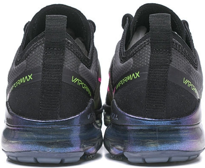 Les baskets Nike Vapormax 2018-2019 incarnent un style audacieux et une performance inégalée, design avant-gardiste 
.pas cher. Le moins cher.