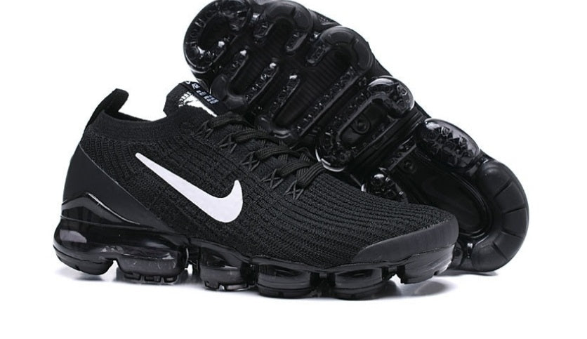 Les baskets Nike Vapormax 2018-2019 incarnent un style audacieux et une performance inégalée, design avant-gardiste 
.pas cher. Le moins cher.